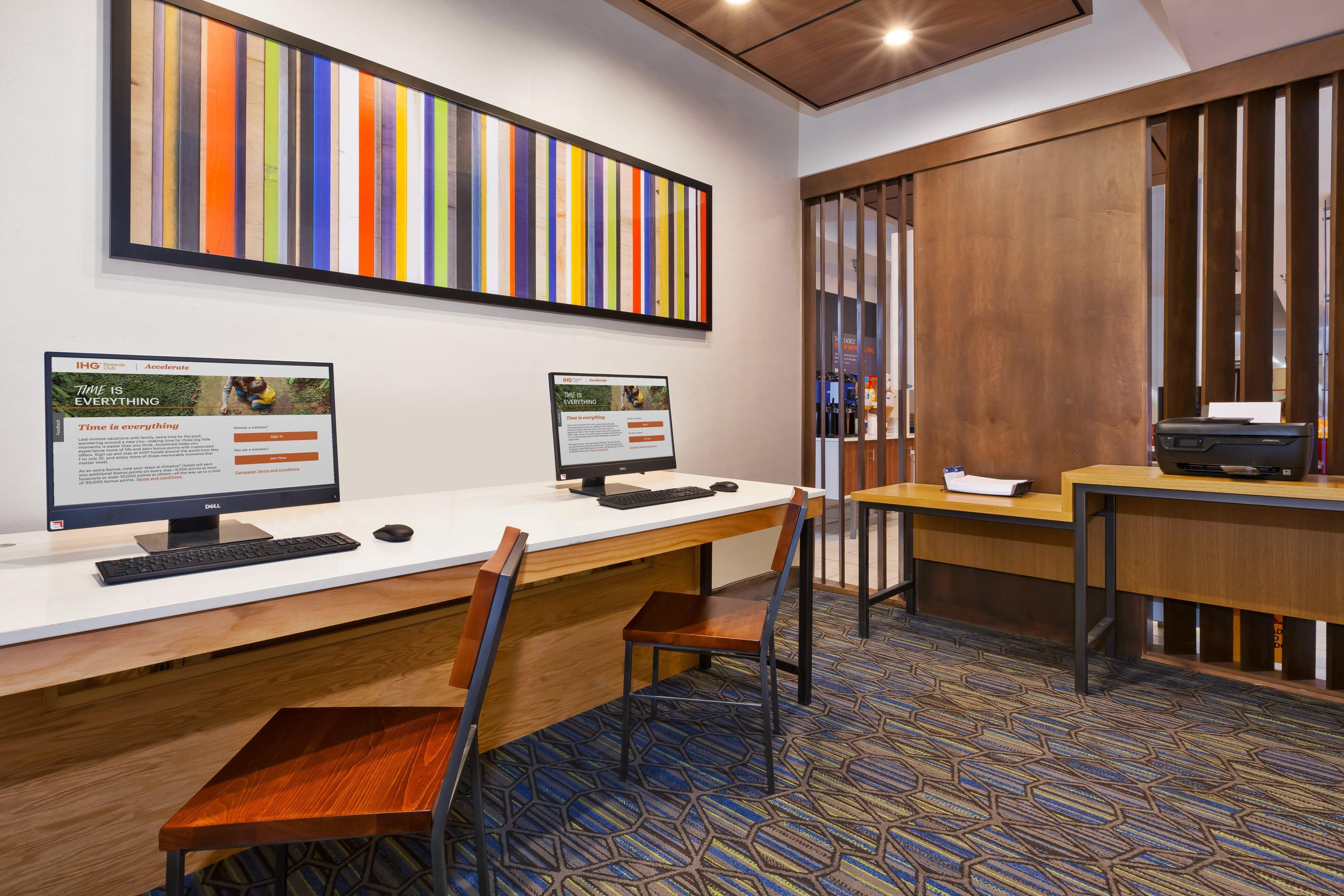 Holiday Inn Express Hotel & Suites Cleveland-Richfield By Ihg Brecksville Bagian luar foto
